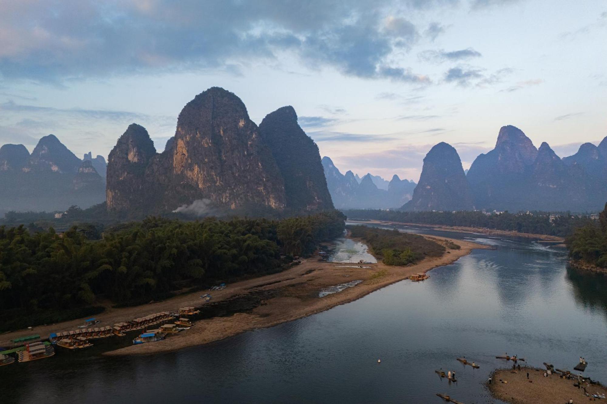 Leisure Courtyard Hotel Yangshuo-Free Shuttle Bus To Yangshuo Station Stay 2 Nights One Way Kültér fotó