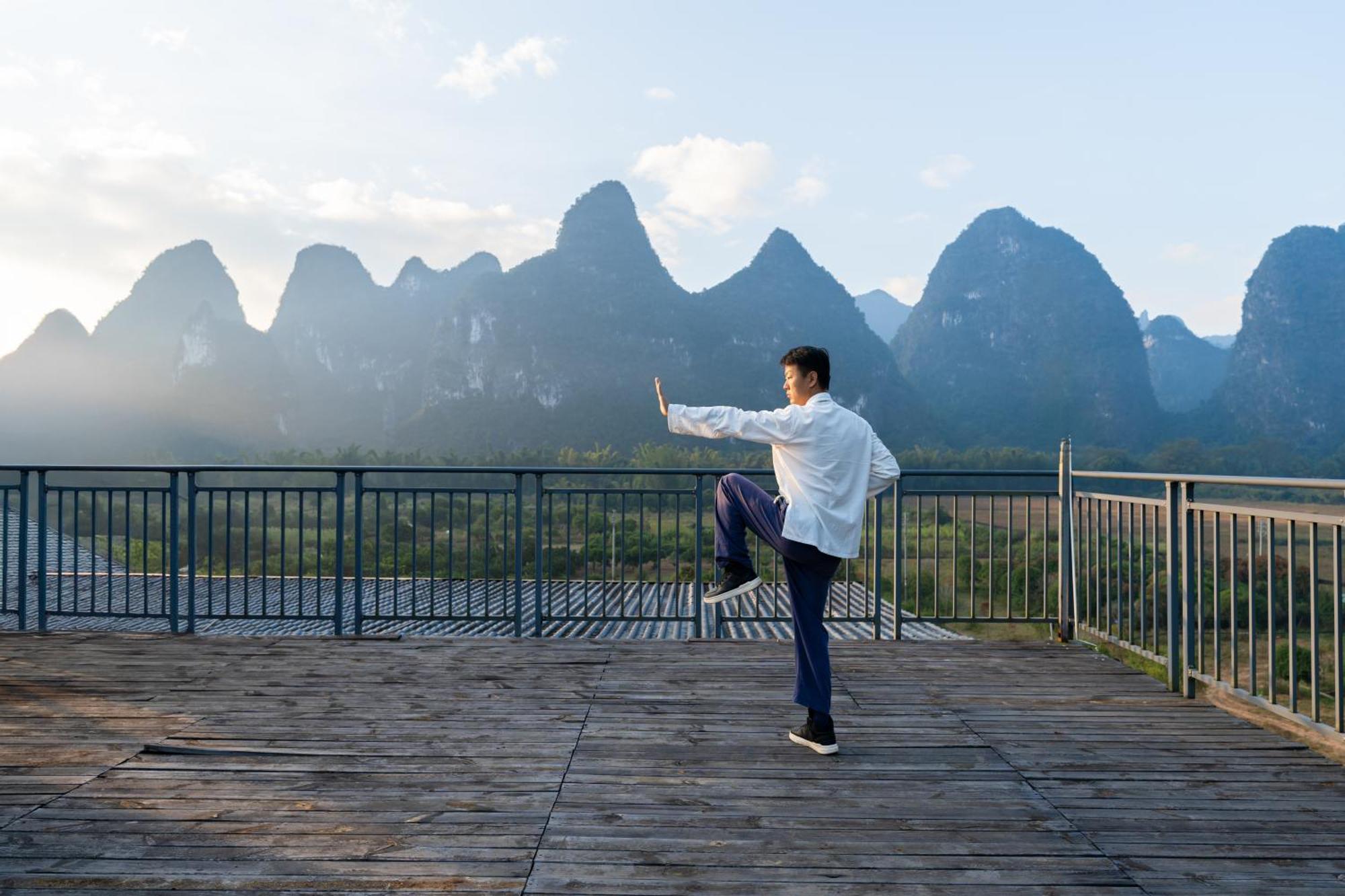 Leisure Courtyard Hotel Yangshuo-Free Shuttle Bus To Yangshuo Station Stay 2 Nights One Way Kültér fotó