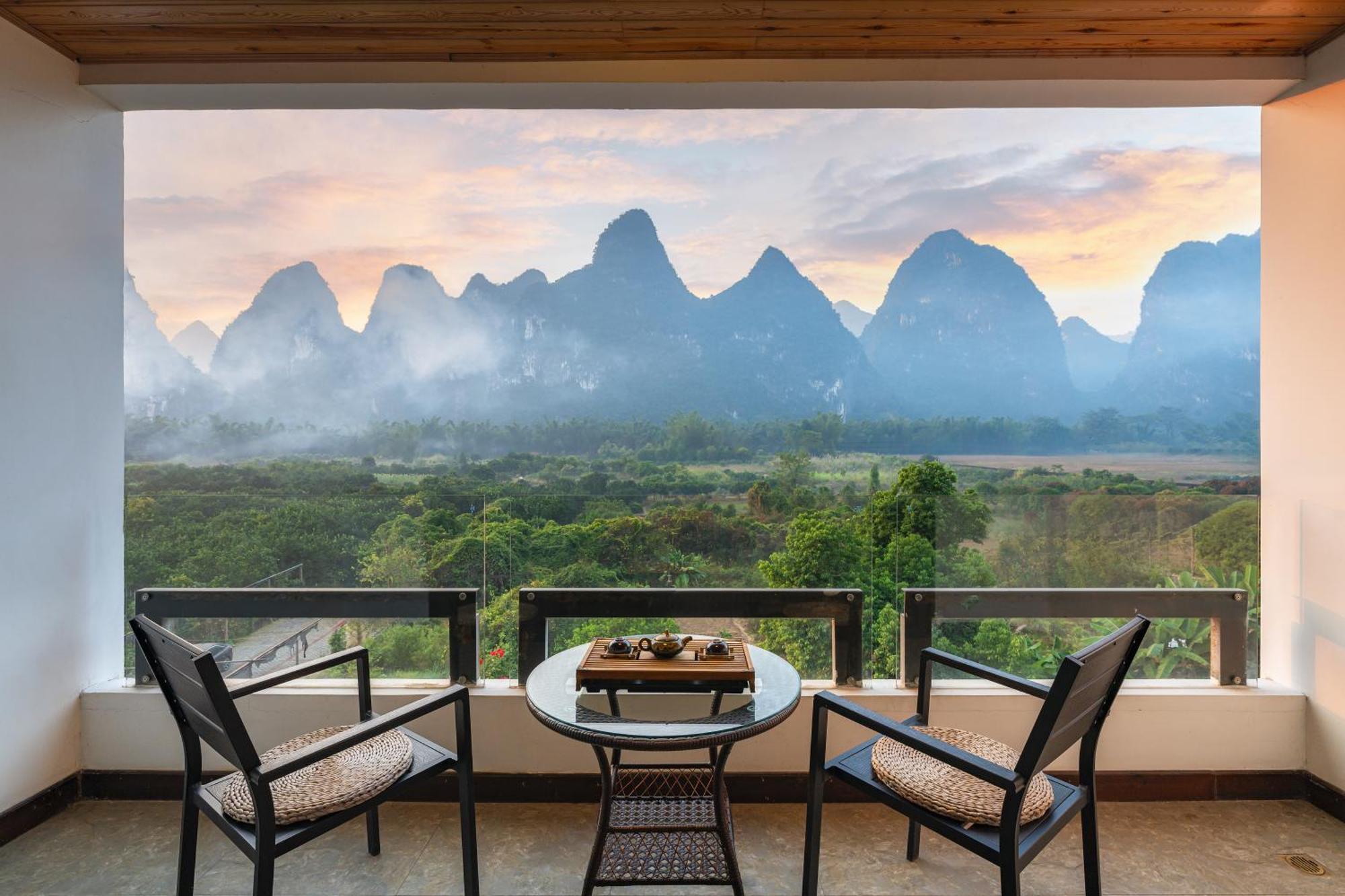Leisure Courtyard Hotel Yangshuo-Free Shuttle Bus To Yangshuo Station Stay 2 Nights One Way Kültér fotó