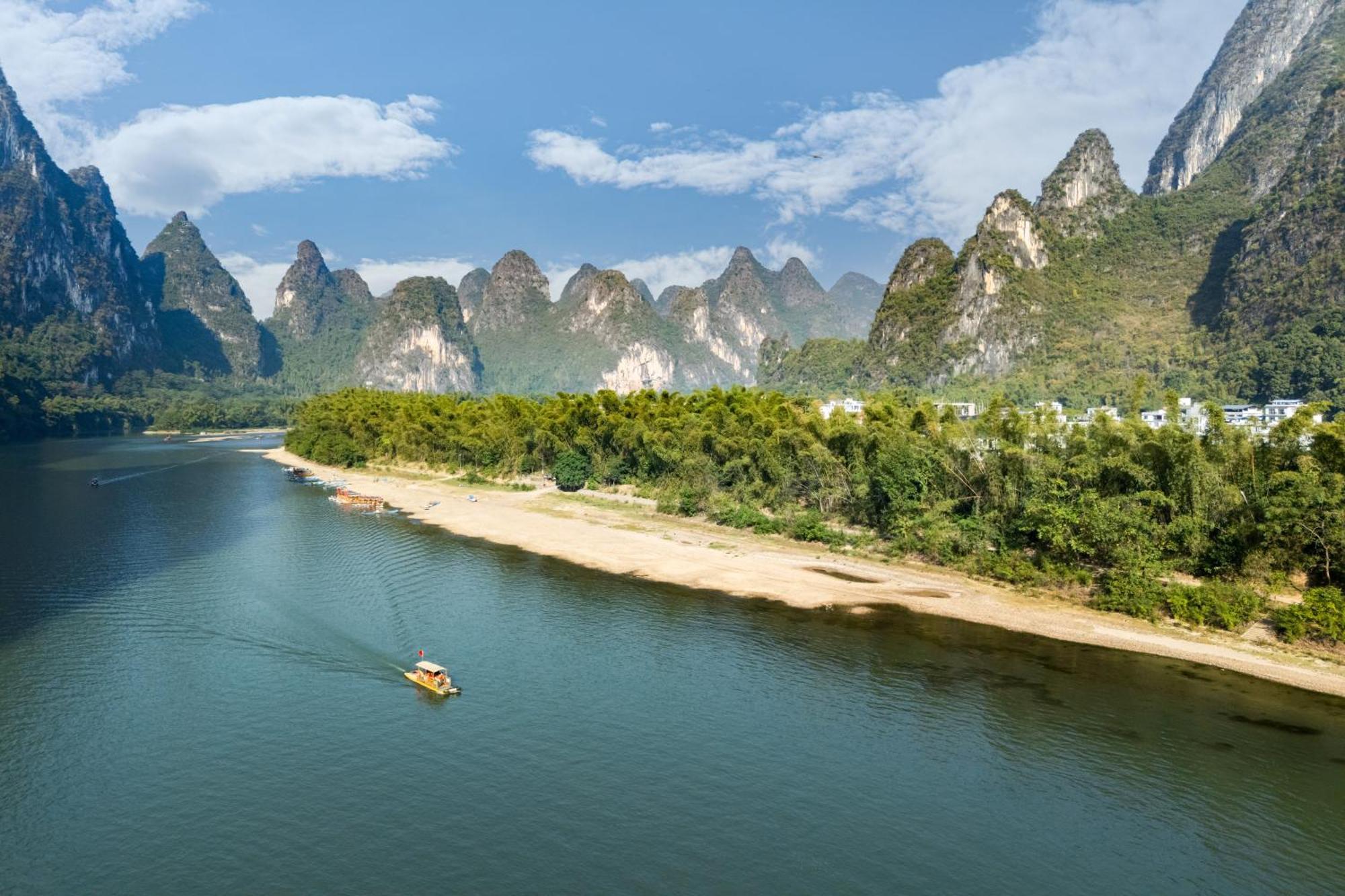 Leisure Courtyard Hotel Yangshuo-Free Shuttle Bus To Yangshuo Station Stay 2 Nights One Way Kültér fotó